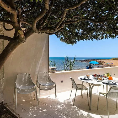 Villa Brezza Marina Calabernardo