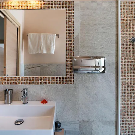 Brezza Marina Villa Calabernardo