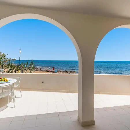 Villa Brezza Marina Calabernardo