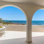Villa Brezza Marina Calabernardo