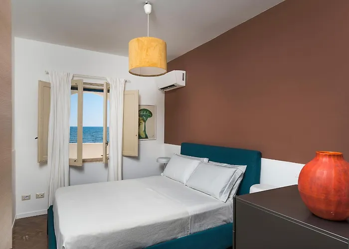 Villa Brezza Marina Calabernardo