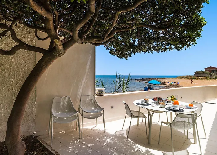 Villa Brezza Marina Calabernardo