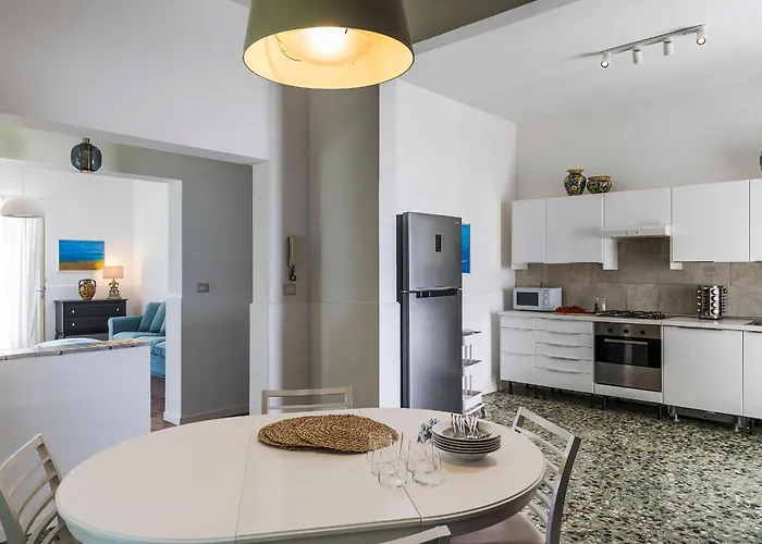 Villa Brezza Marina Calabernardo